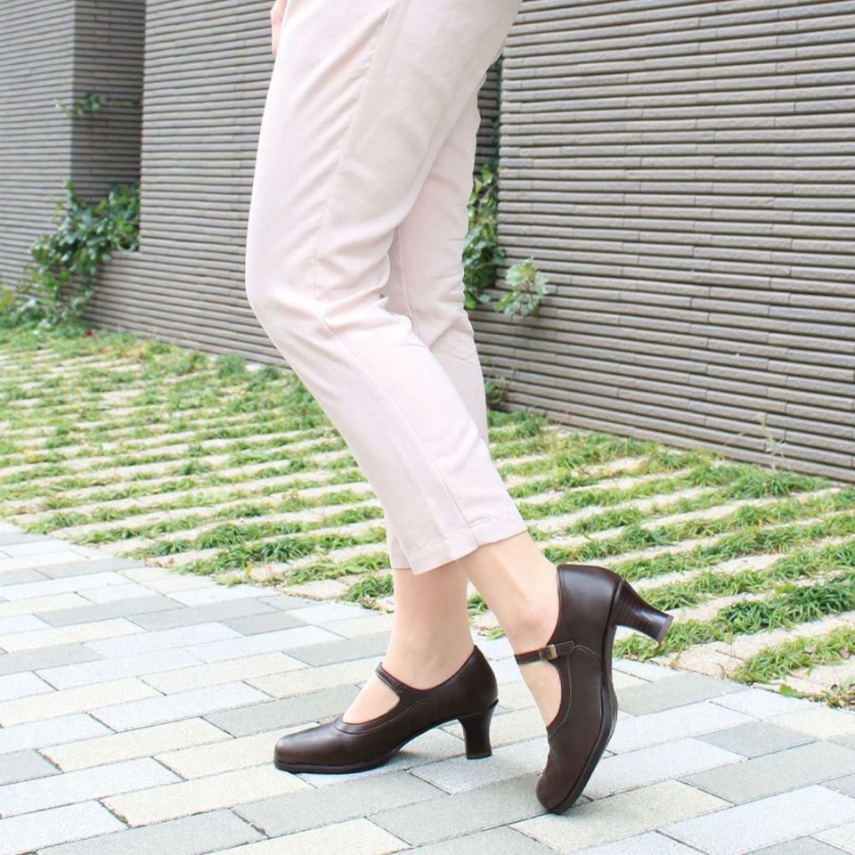 走れる ストラップ パンプス コンフォートシューズ ヒール 痛く